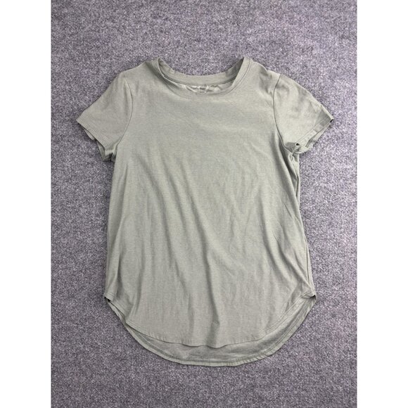 Beyond Yoga Shirt Womens XS Sage Green Short Sleeve Curved Hem Made in USA Soft - Picture 1 of 6